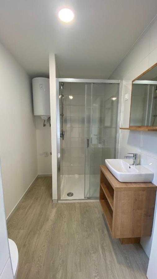 Luxury Mobile Home Pretty Green - Premium - Oaza Mira Resort -50 M From The Beach 德拉格 外观 照片