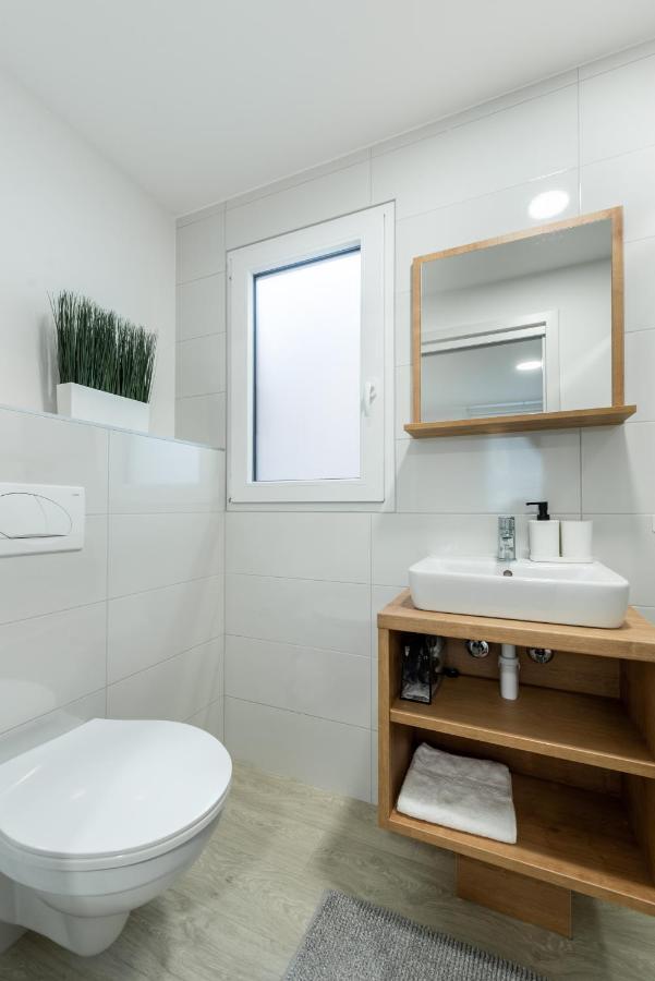 Luxury Mobile Home Pretty Green - Premium - Oaza Mira Resort -50 M From The Beach 德拉格 外观 照片